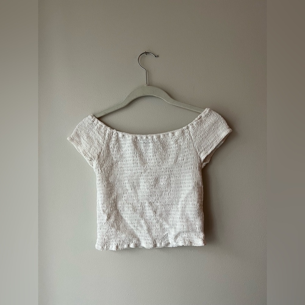 S | Brandy Melville Off The Shoulder Ribbed Crop Top